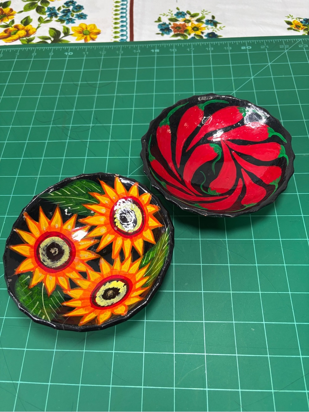 Hand-Painted Handcrafted Floral Chilli Pepper Accent Bowls Candy Serving Dish